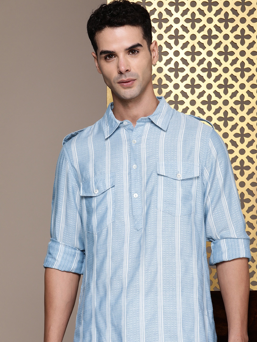 

House of Pataudi Geometric Printed Regular Jashn Pathani Kurta with Pyjama, Blue