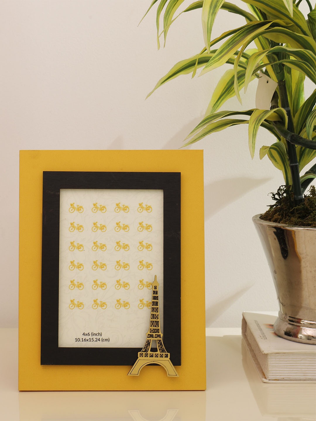 

HomeTown Mustard Yellow Photo Frame