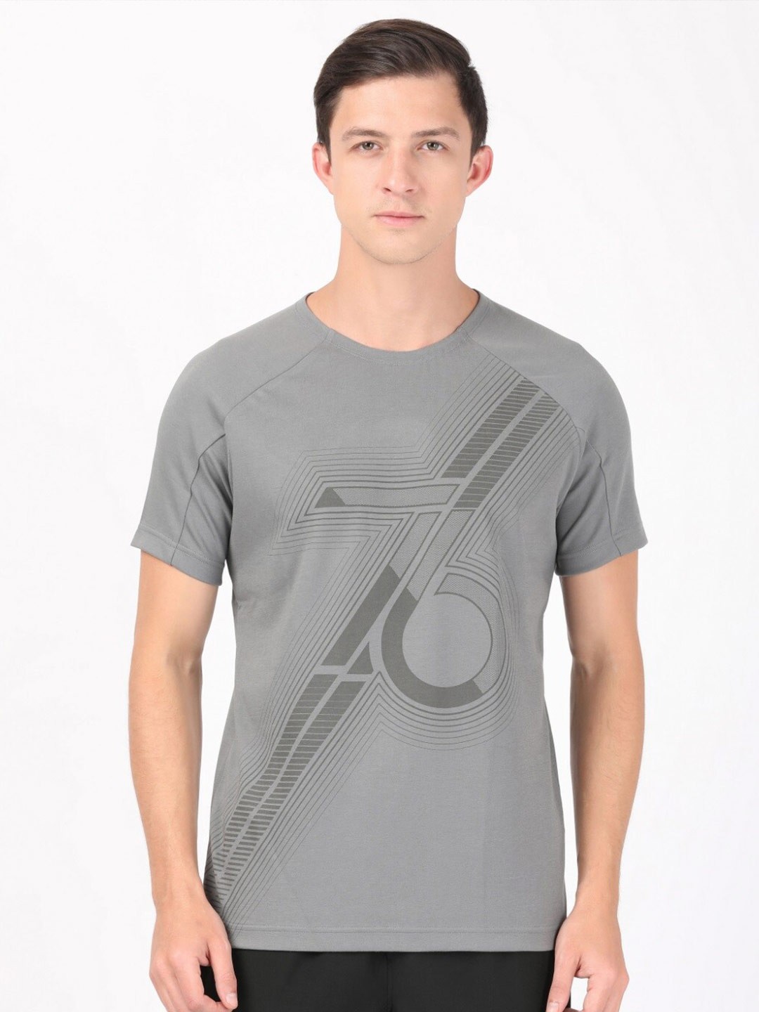 

Jockey Men Grey Typography Printed Applique T-shirt