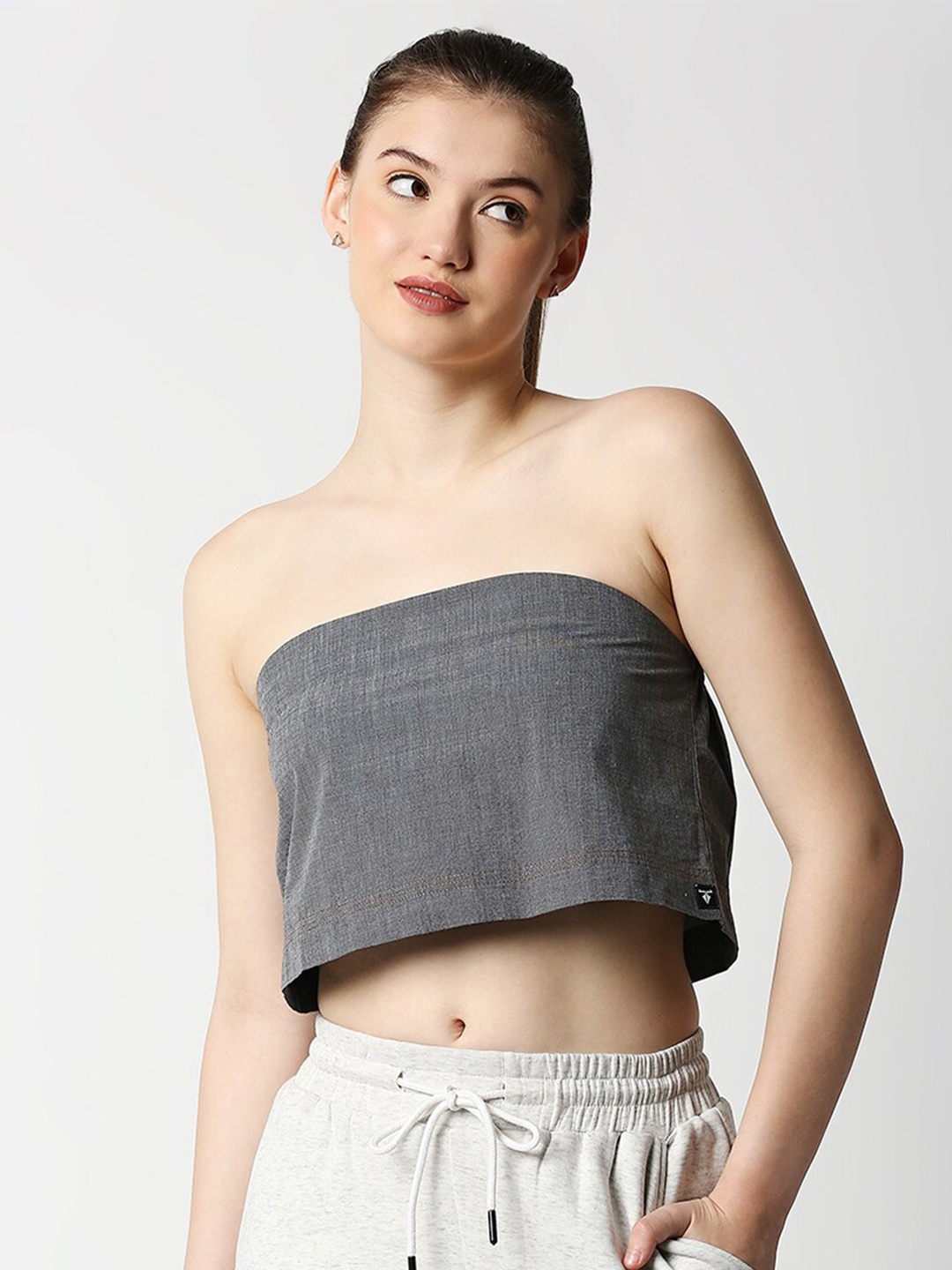 

Disrupt WOMEN Pure cotton Grey Tube Crop Top