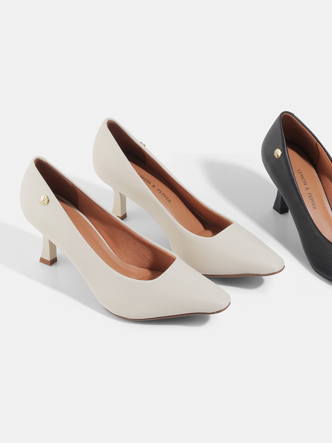 

LEMON & PEPPER Off White Textured PU Stiletto Pumps