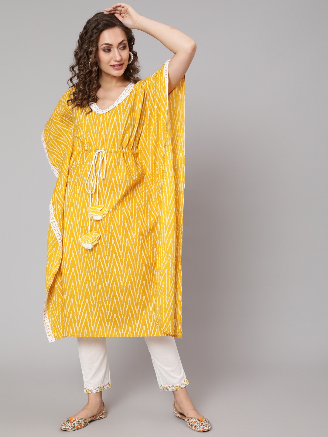 

antaranm Women Yellow Cotton Kaftan Midi Dress