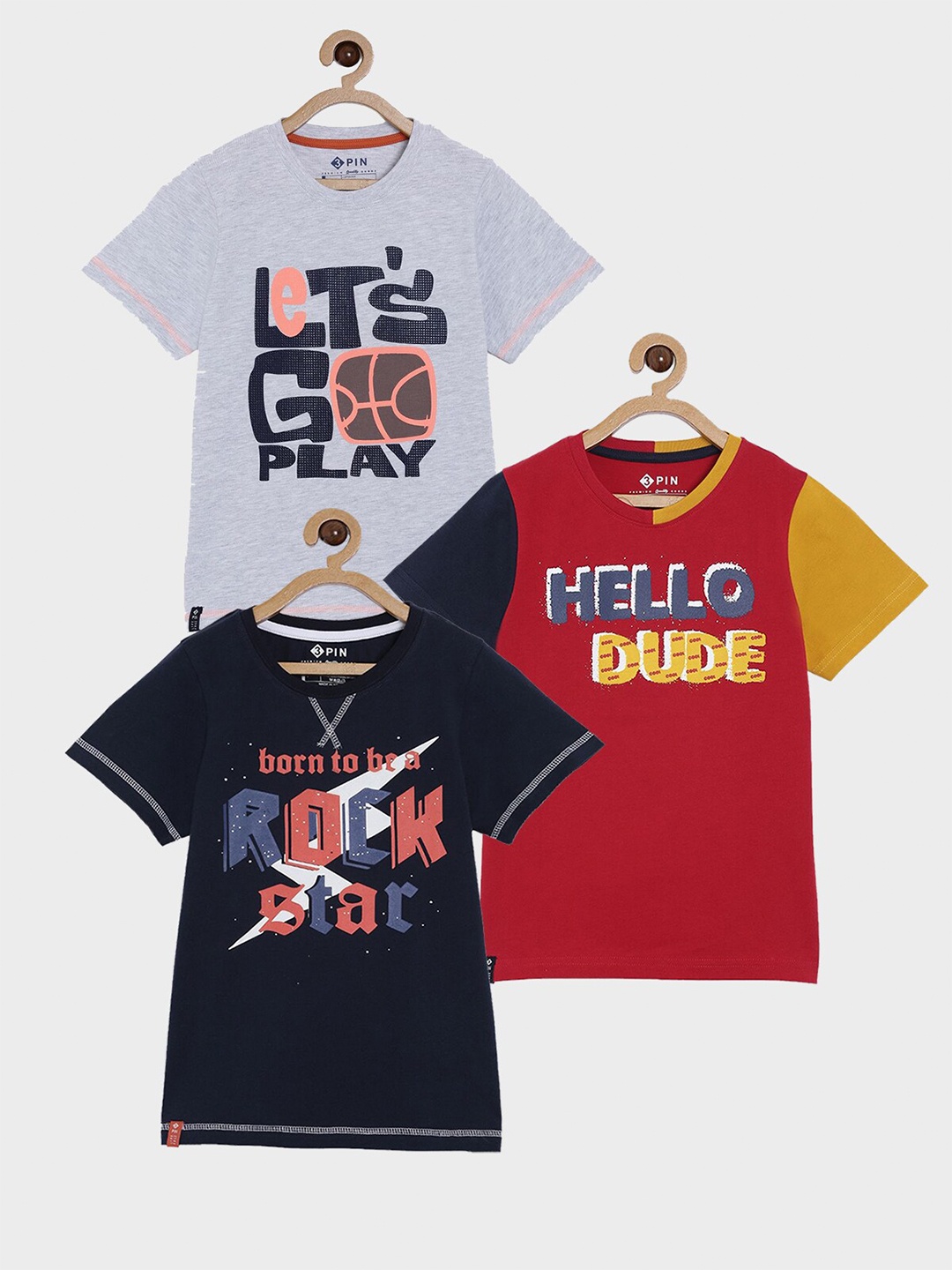 

3PIN Boys Red And Black Typography 3 Printed T-shirt
