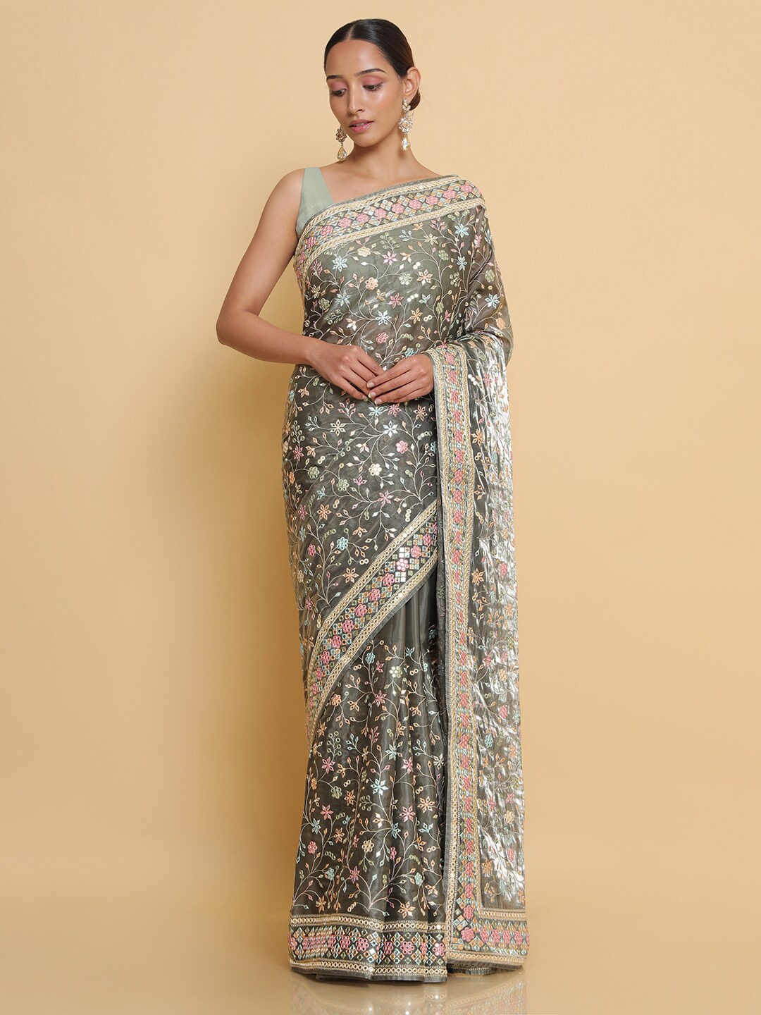 

Soch Green & Gold-Toned Floral Embroidered Organza Heavy Work Saree