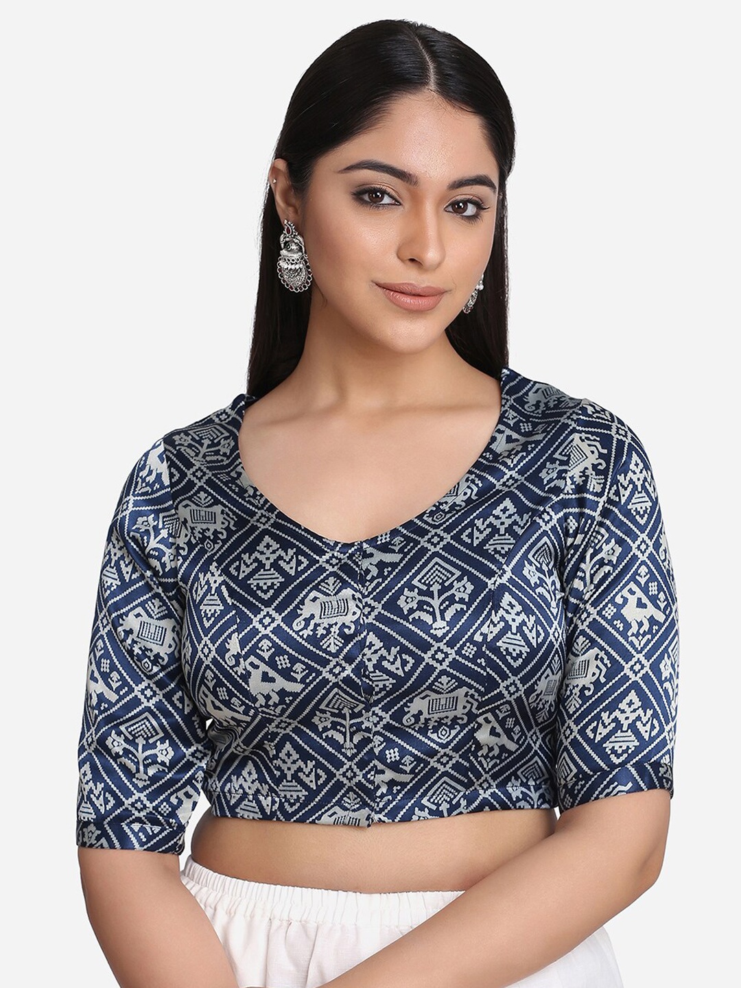 

THE WEAVE TRAVELLER Blue Printed Saree Blouse