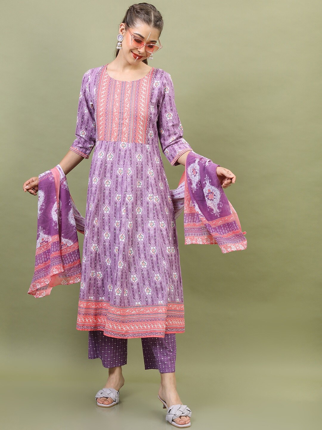 

Vishudh Women Floral Pure Cotton Kurta with Palazzo and Dupatta, Lavender