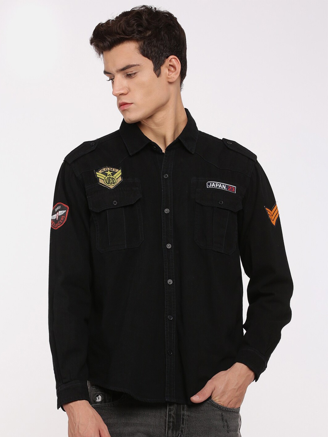 

VOXATI Men Black Standard Casual Shirt