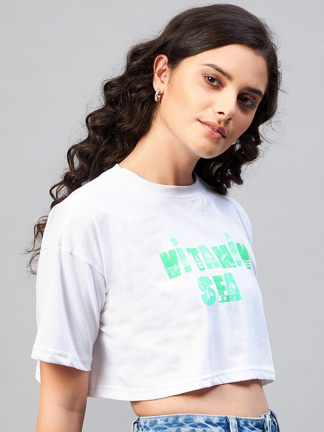 

CHIMPAAANZEE Women White & magnolia Printed Henley Neck T-shirt