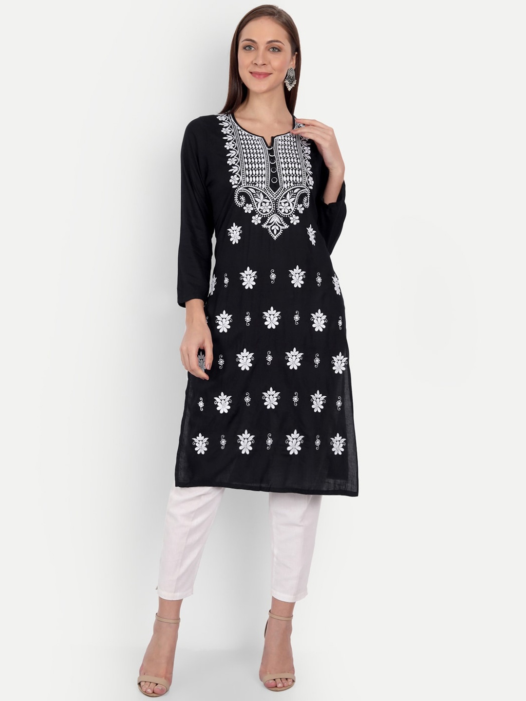 

Indiankala4u Women Black Ethnic Motifs Embroidered Thread Work Kurta