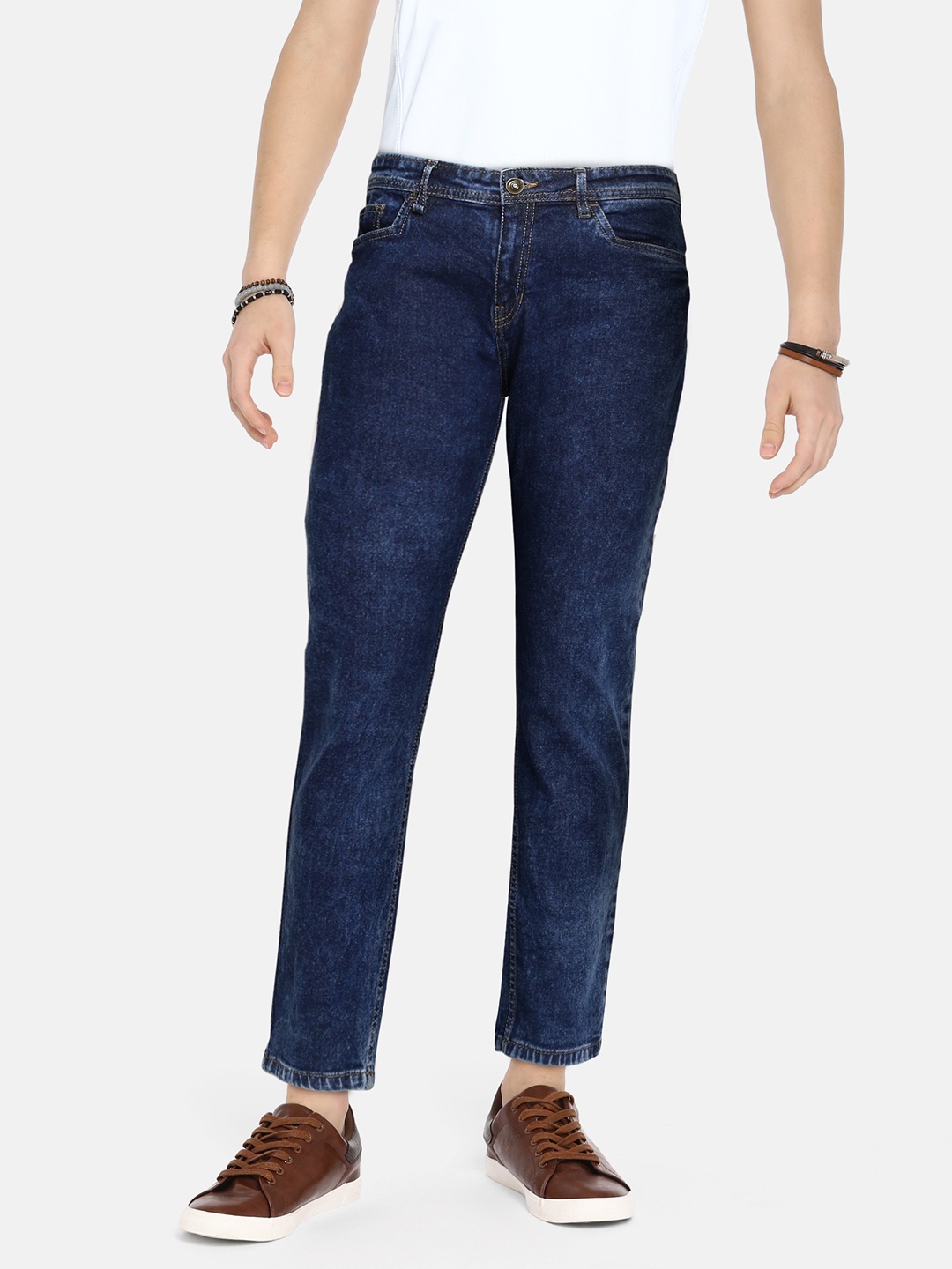 

UTH by Roadster Teen Boys Blue Solid Light Fade Slim Fit Stretchable Jeans