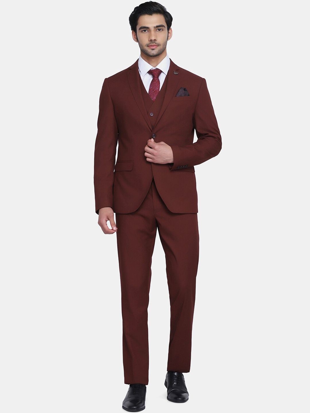 

Blackberrys Men Rust Brown Solid Single-Breasted Slim-Fit Three-Piece Suit