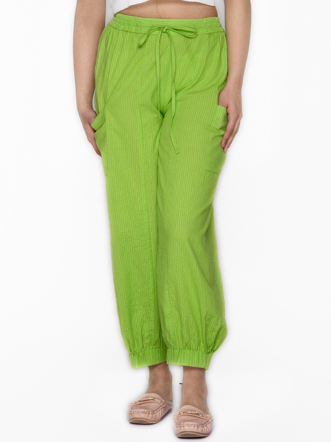 

SAKA DESIGNS Girls Lime Green Self Design Cotton Lounge Pants