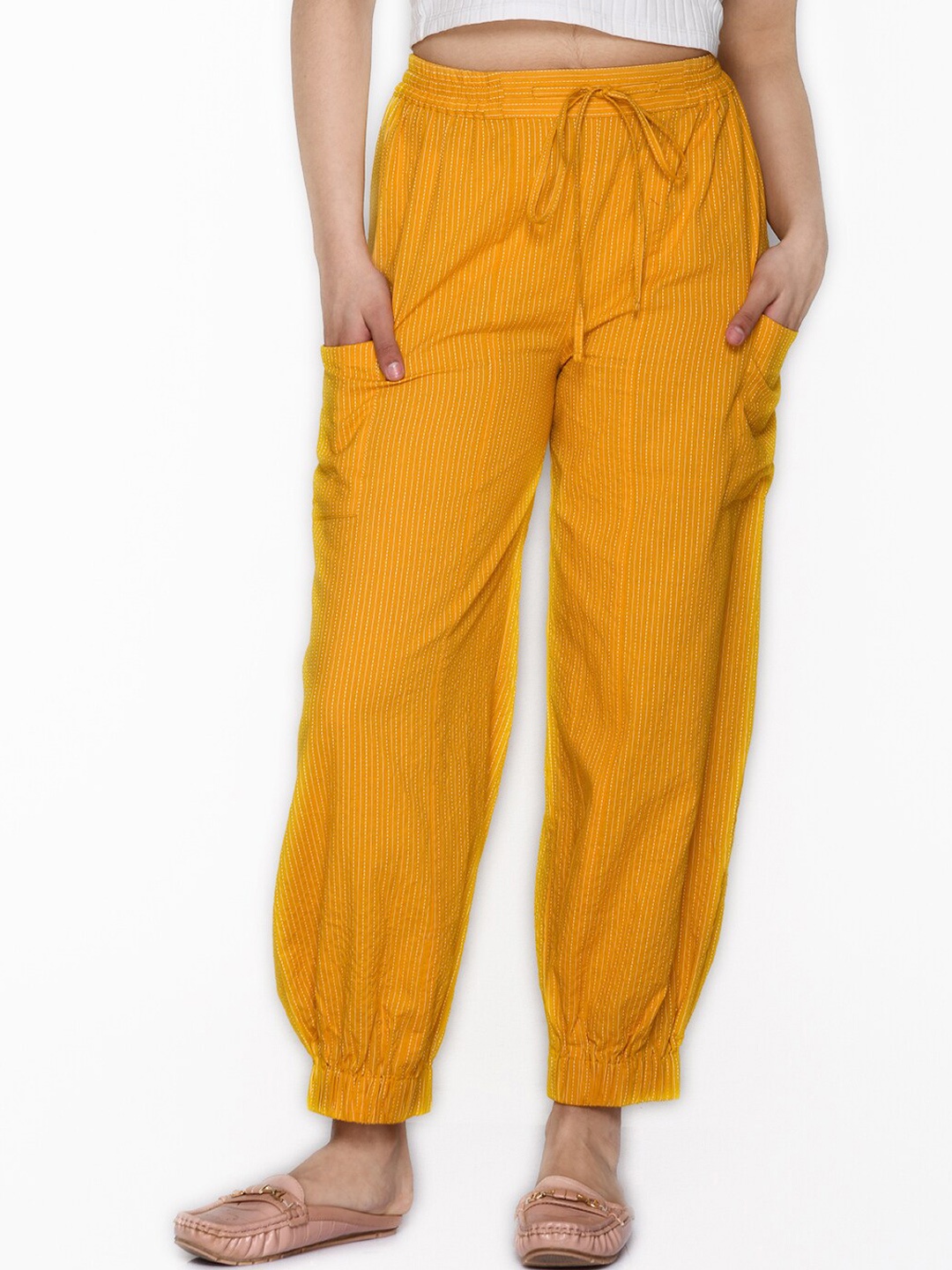 

SAKA DESIGNS Girls Mustard Colored Self-Design Cotton Lounge Pants