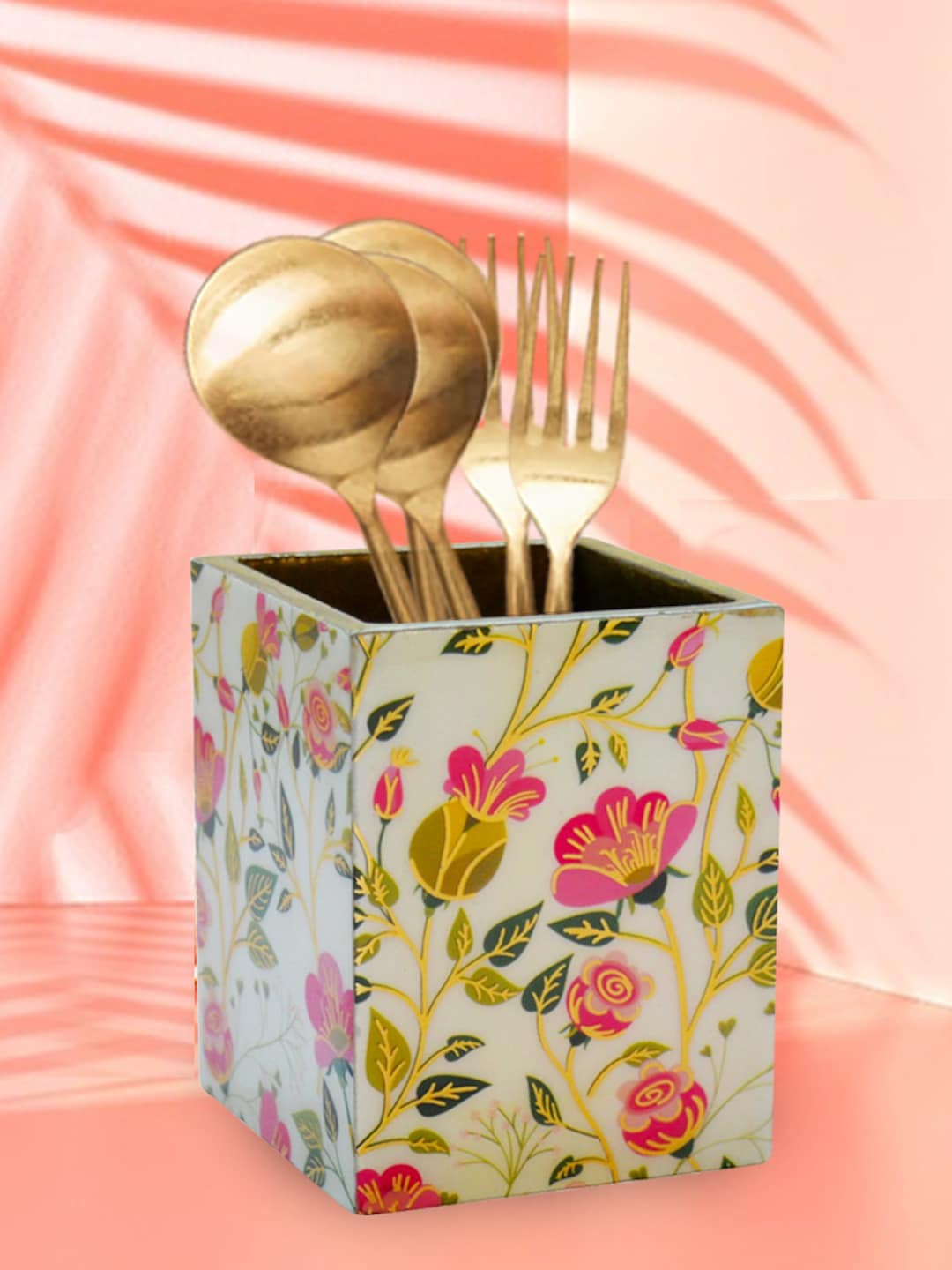

Tranquil square Multi-Colored Printed Wooden Cutlery Stand