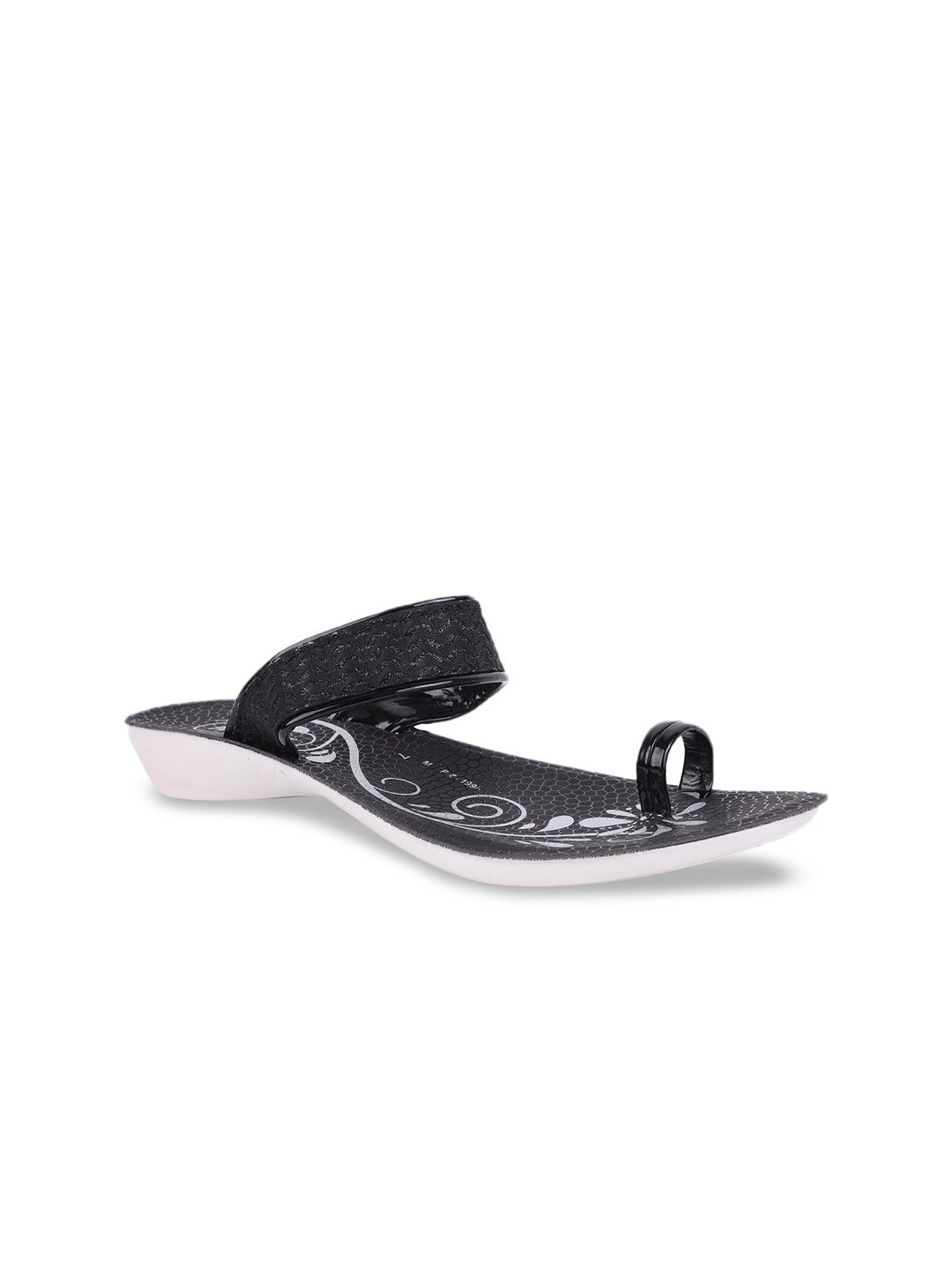 

FABBMATE Women Black Printed One Toe Flats