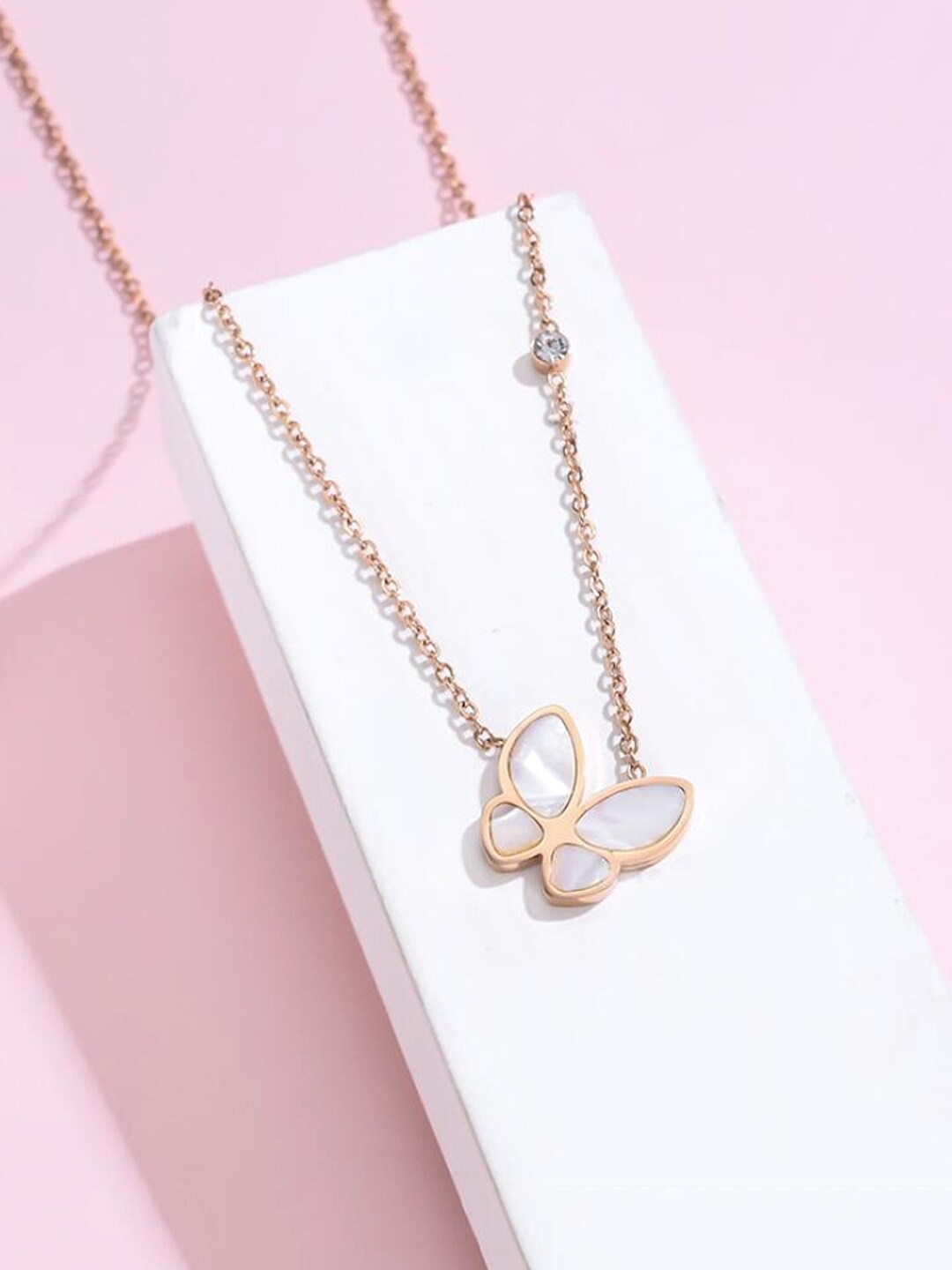 

Yellow Chimes Rose Gold-Plated White Enamelled Butterfly-Charm Pendant With Chain