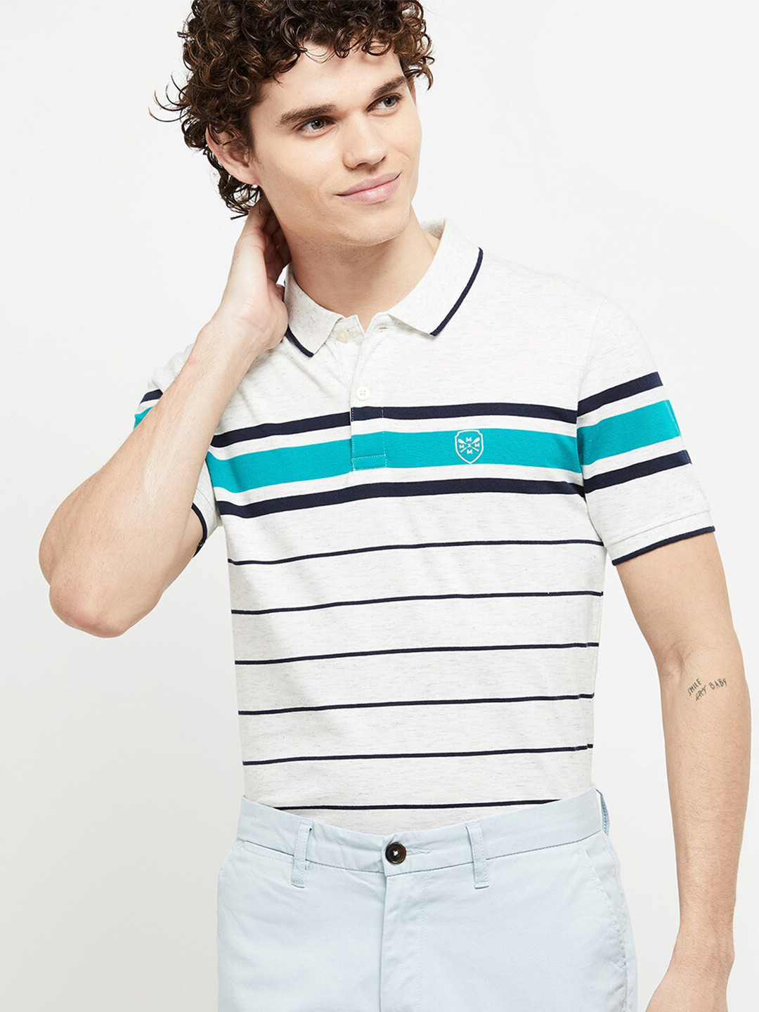 

max Men Grey & Blue Striped Polo Collar T-shirt