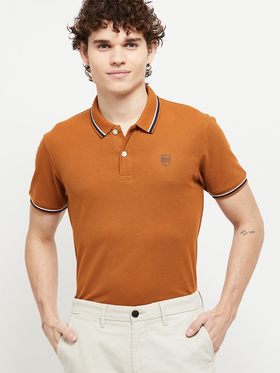 

max Men Brown Polo Collar T-shirt