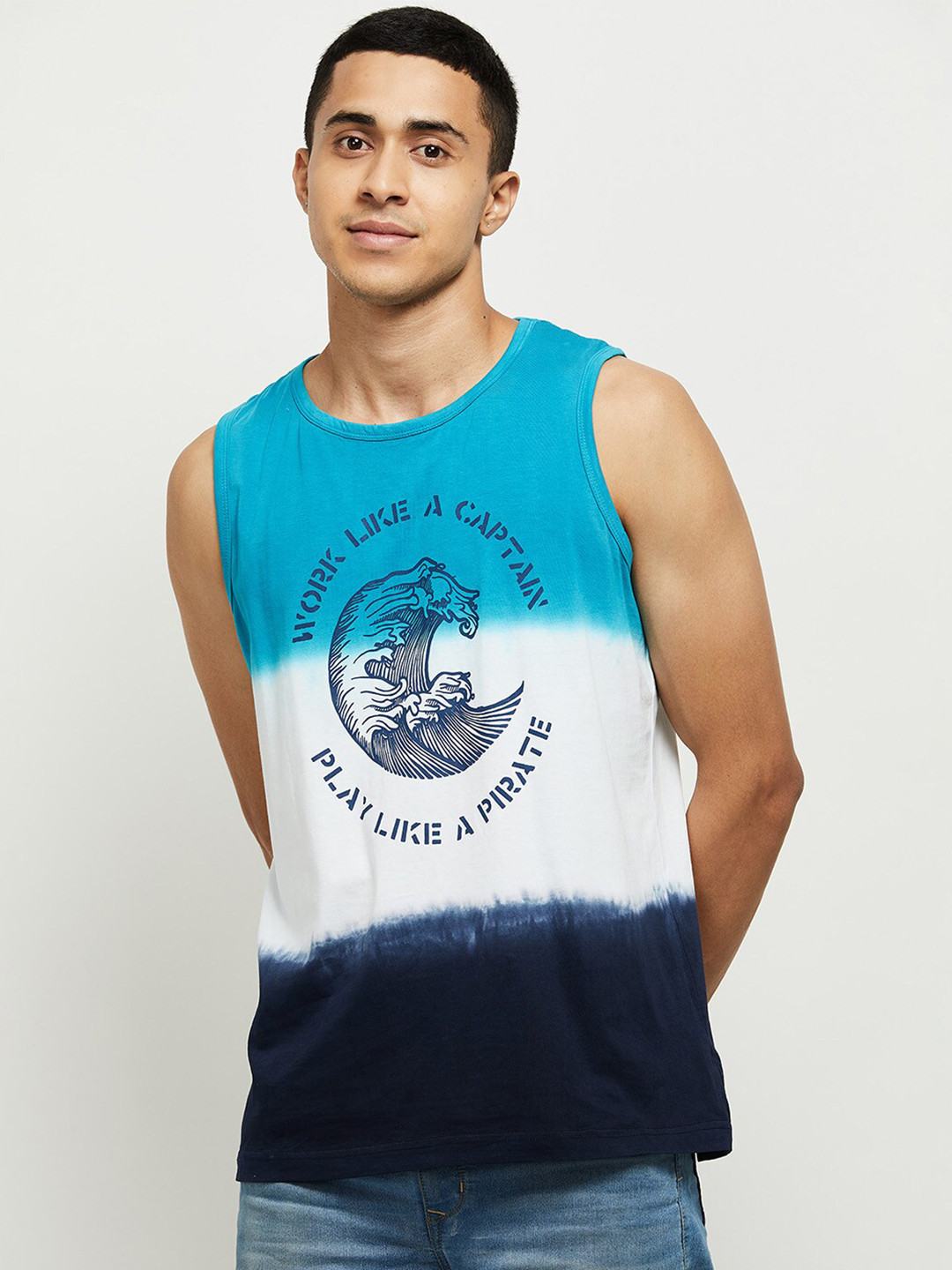 

max Men Blue & White Typography Dyed Pure Cotton T-shirt
