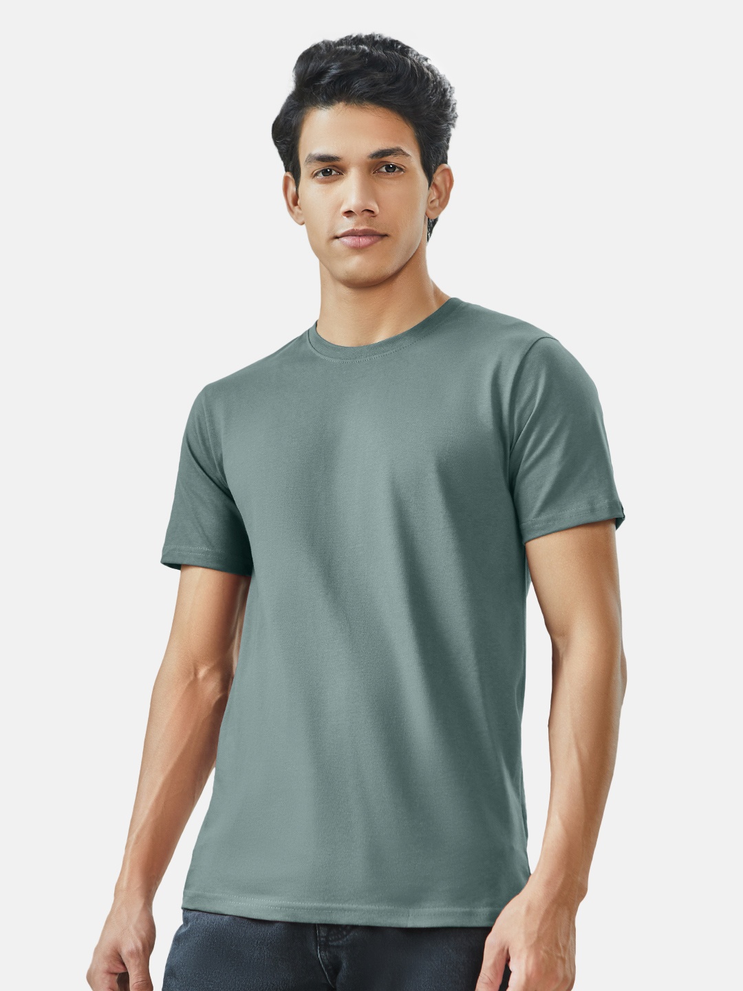 

The Souled Store Men Green Solid Pure Cotton T-shirt