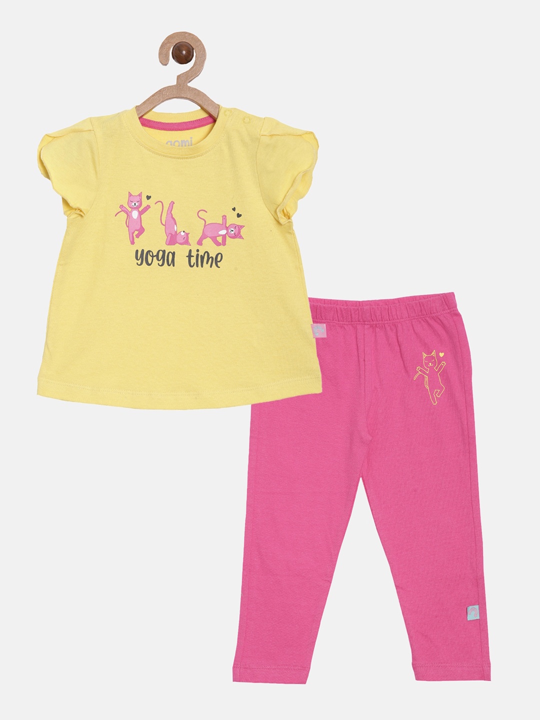 

Aomi Girls Yellow & Pink Printed T-shirt with Leggings