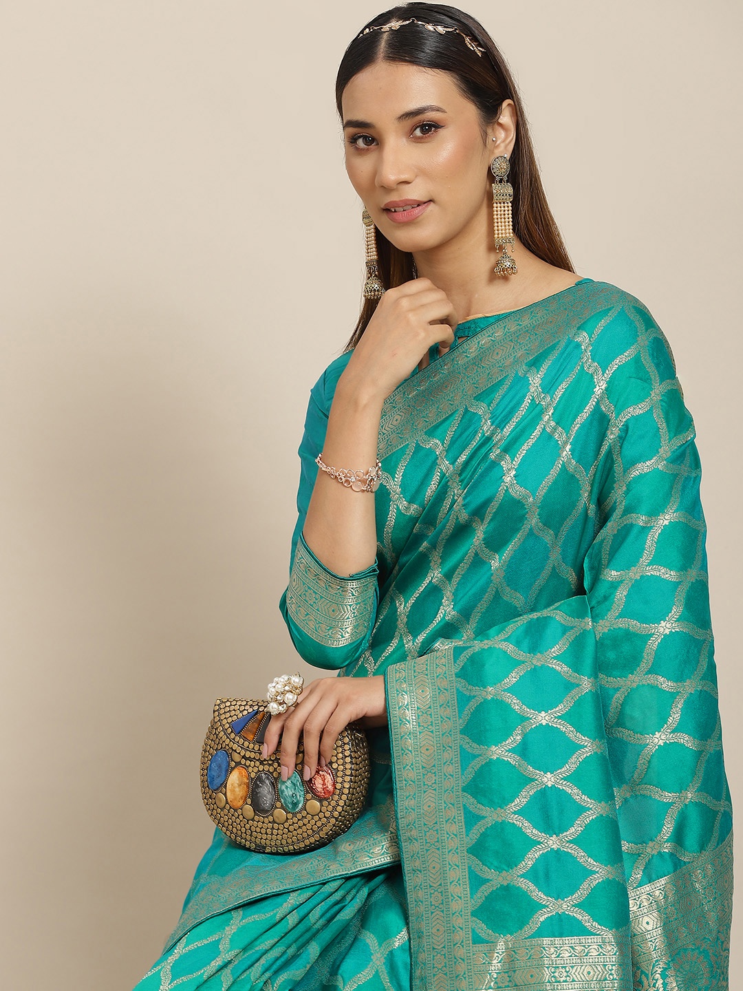 

RAJGRANTH Green & Silver-Toned Zari Ethnic Motif Silk Blend Banarasi Saree