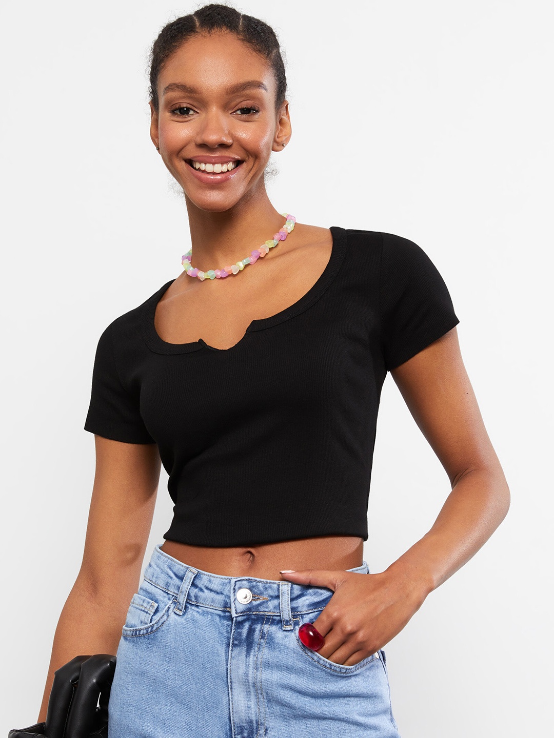 

LC Waikiki Women Black Solid Cropped T-shirt