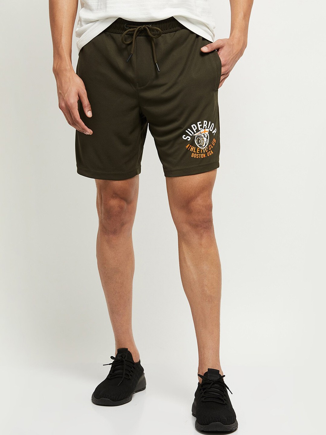 

max Men Green Regular Fit Shorts