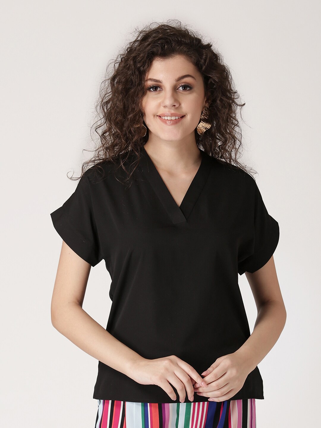 

DressBerry Black Extended Sleeves Top