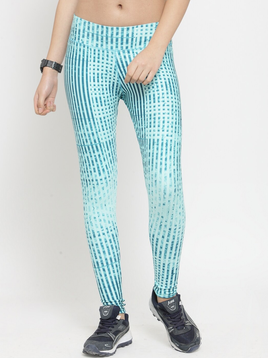 

Boston Club Women Green & White Printed Skinny Fit Yoga Tights