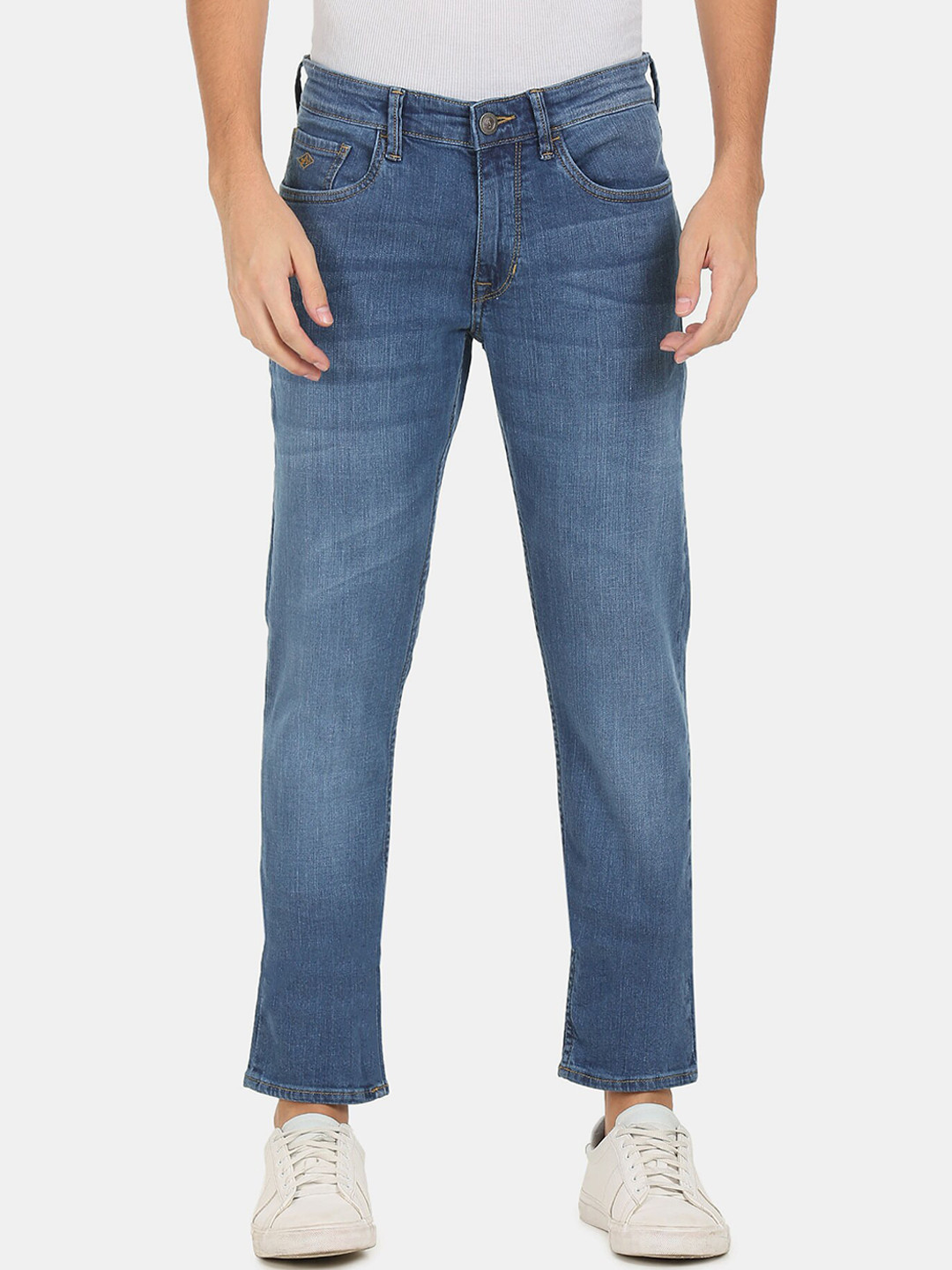 

Arrow Men Blue Slim Fit Light Fade Stone Wash Jeans