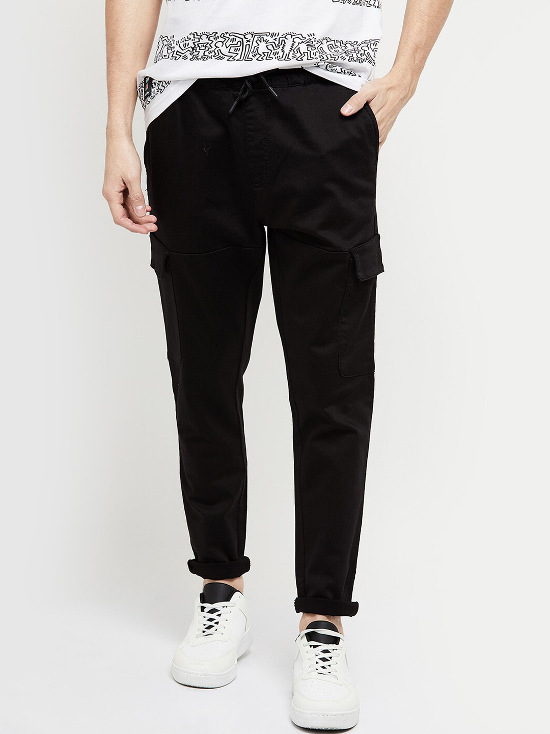 

max Men Black Cargos Trousers
