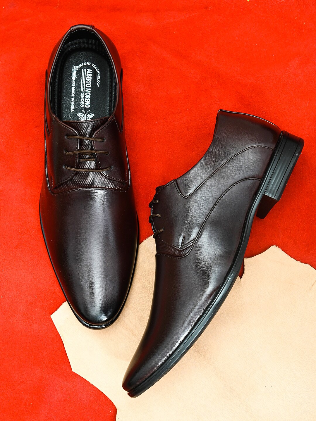 

ALBERTO MORENO Men Brown Textured Formal Derbys