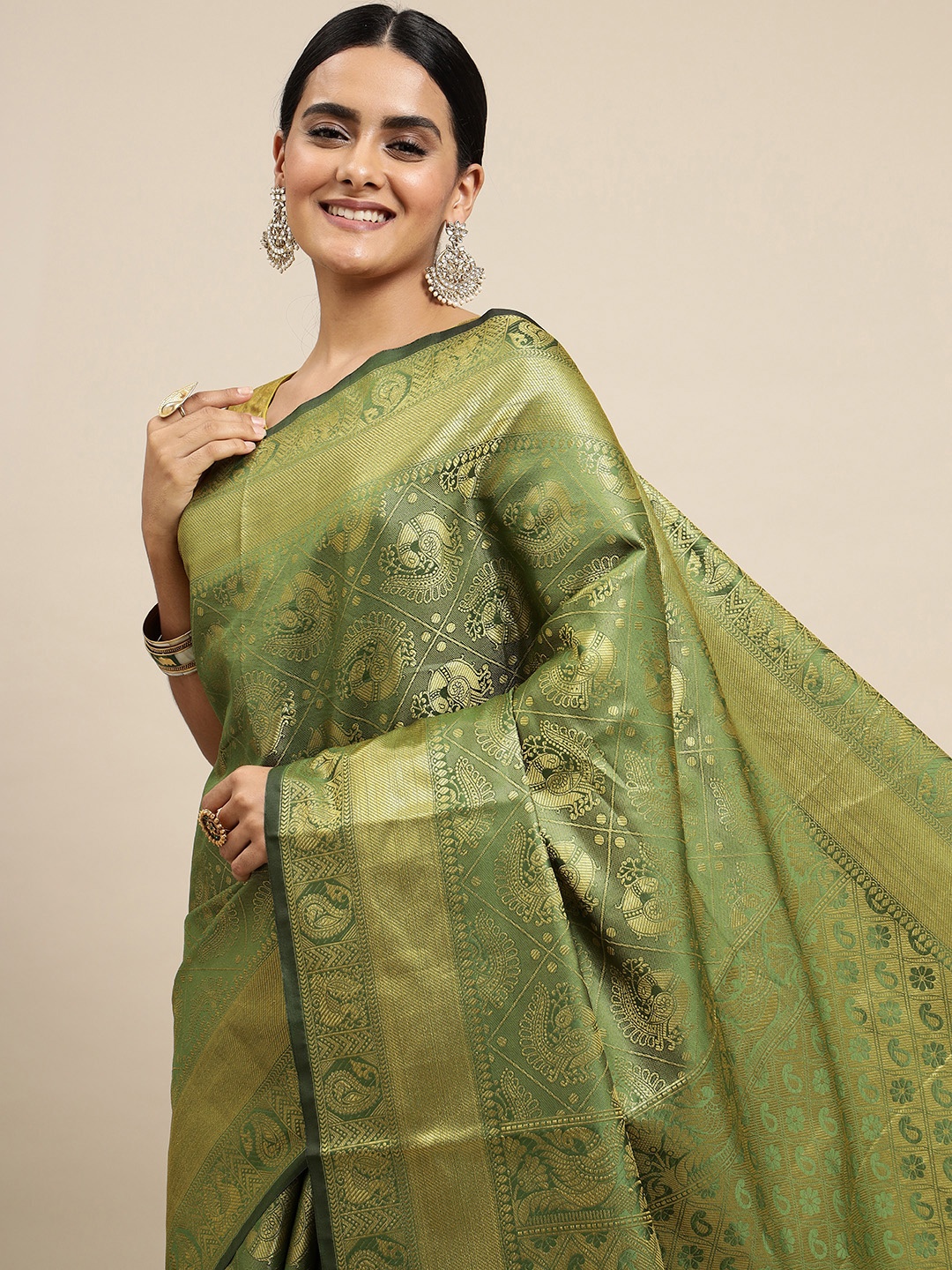 

Royal Rajgharana Saree Green Woven Design Zari Silk Blend Banarasi Sarees