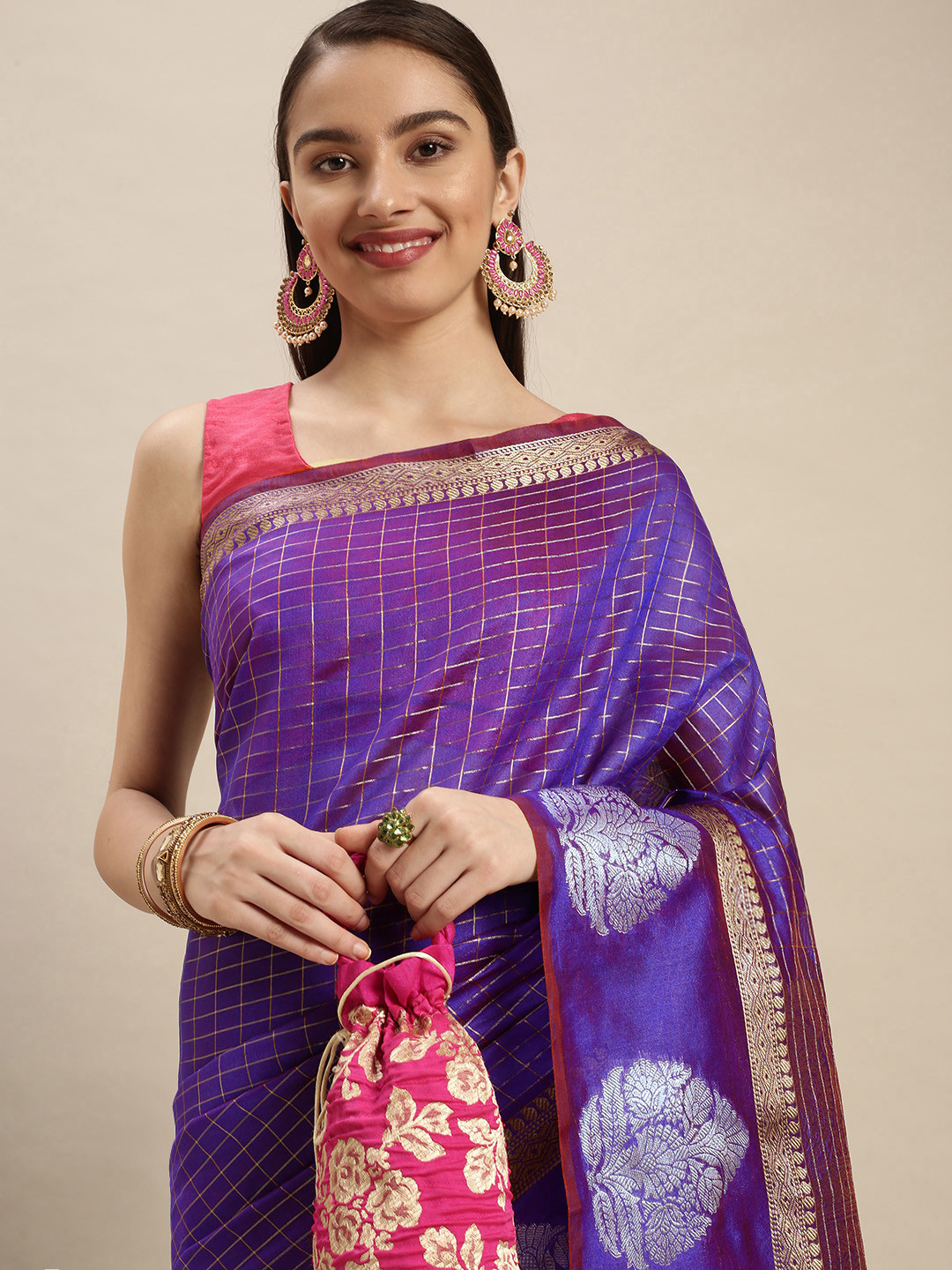 

Royal Rajgharana Saree Blue & Gold Checked Zari Linen Blend Celebrity Banarasi Sarees