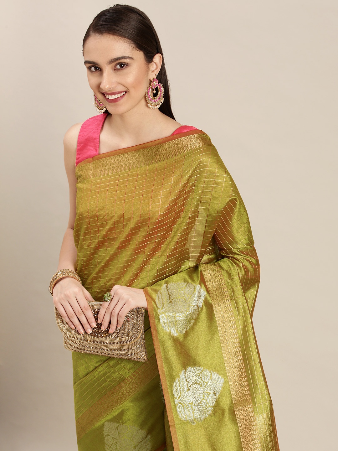 

Royal Rajgharana Saree Green & Gold Checked Zari Linen Blend Celebrity Banarasi Sarees