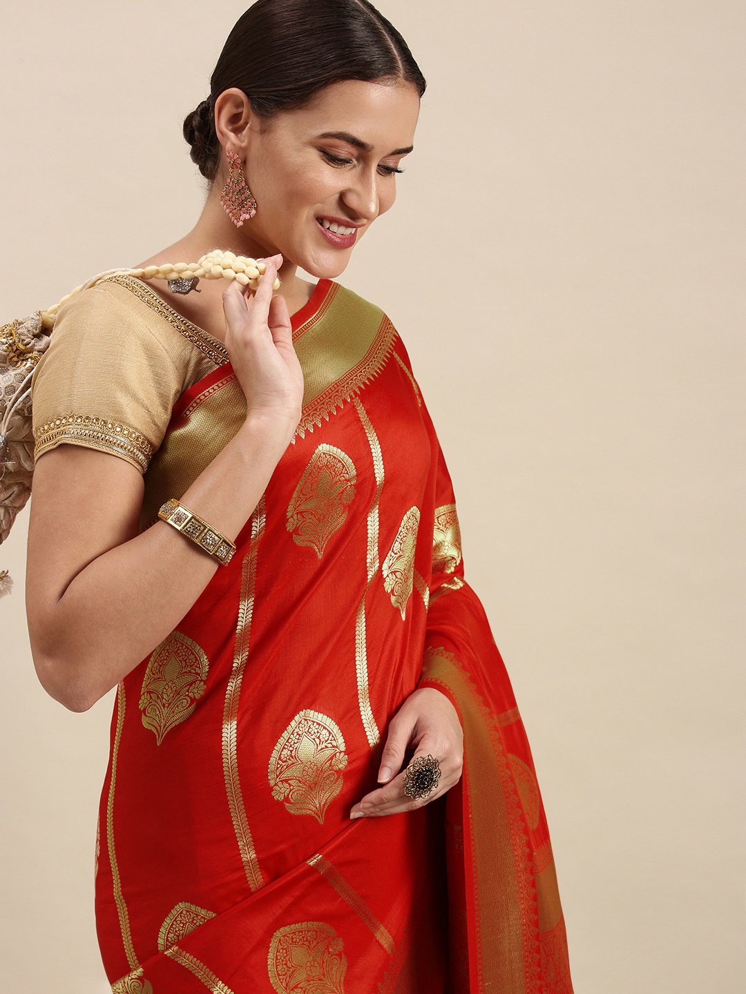 

Royal Rajgharana Saree Red & Gold Ethnic Motifs Zari Silk Blend Celebrity Banarasi Sarees