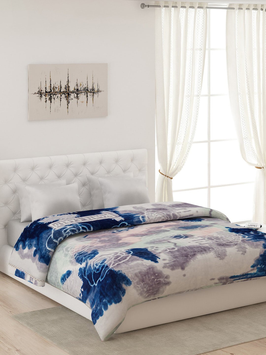 

Monte Carlo White & Blue Floral Heavy Winter Double Bed Blanket