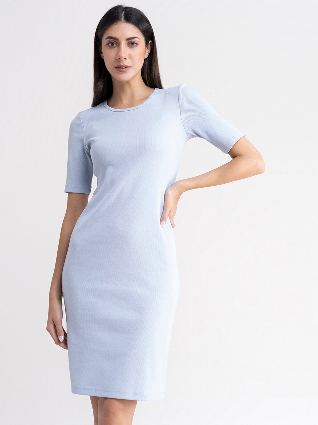 

FableStreet Women Blue Solid Bodycon Dress