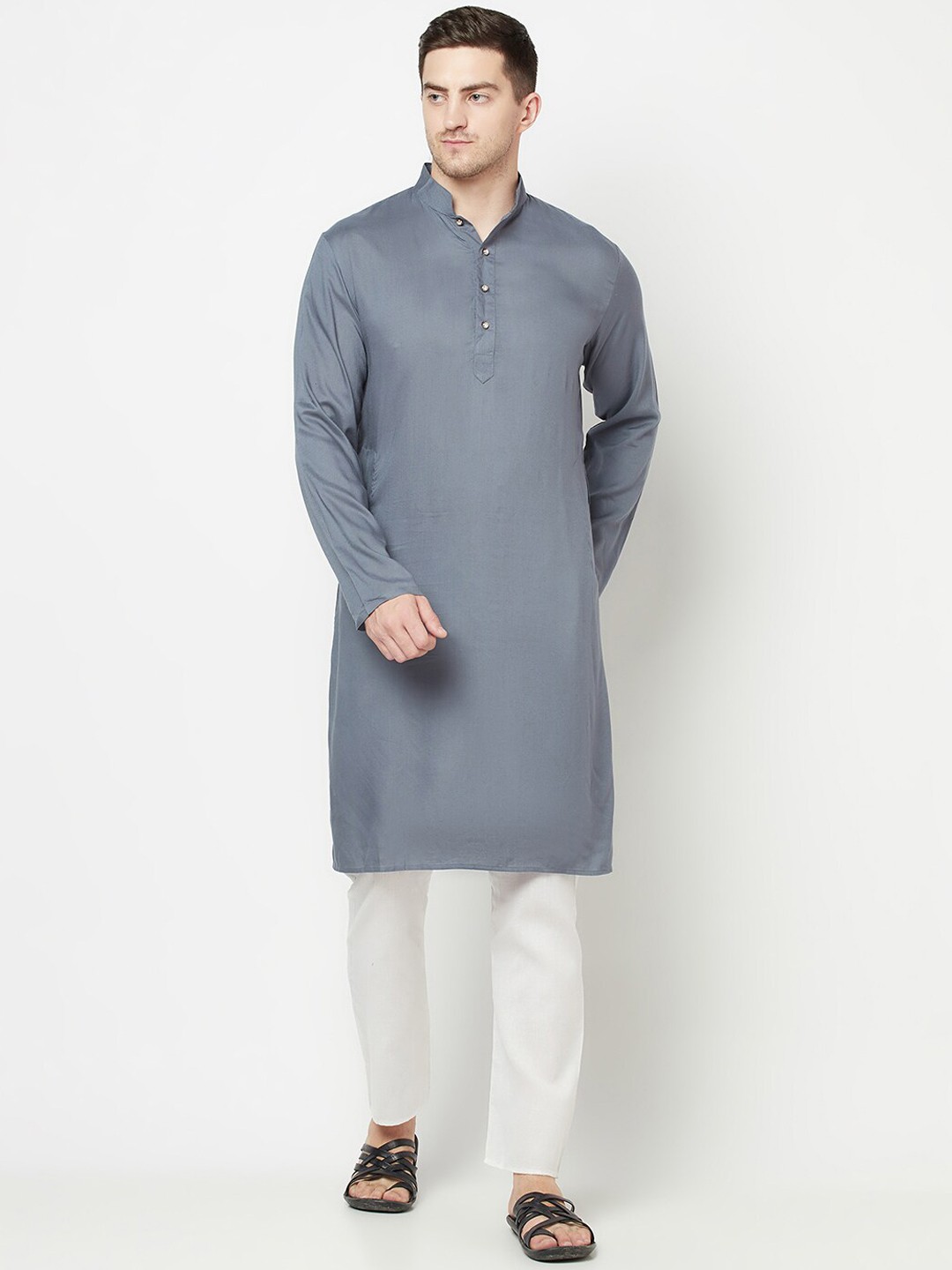 

Purple State Men Grey Solid Kurta