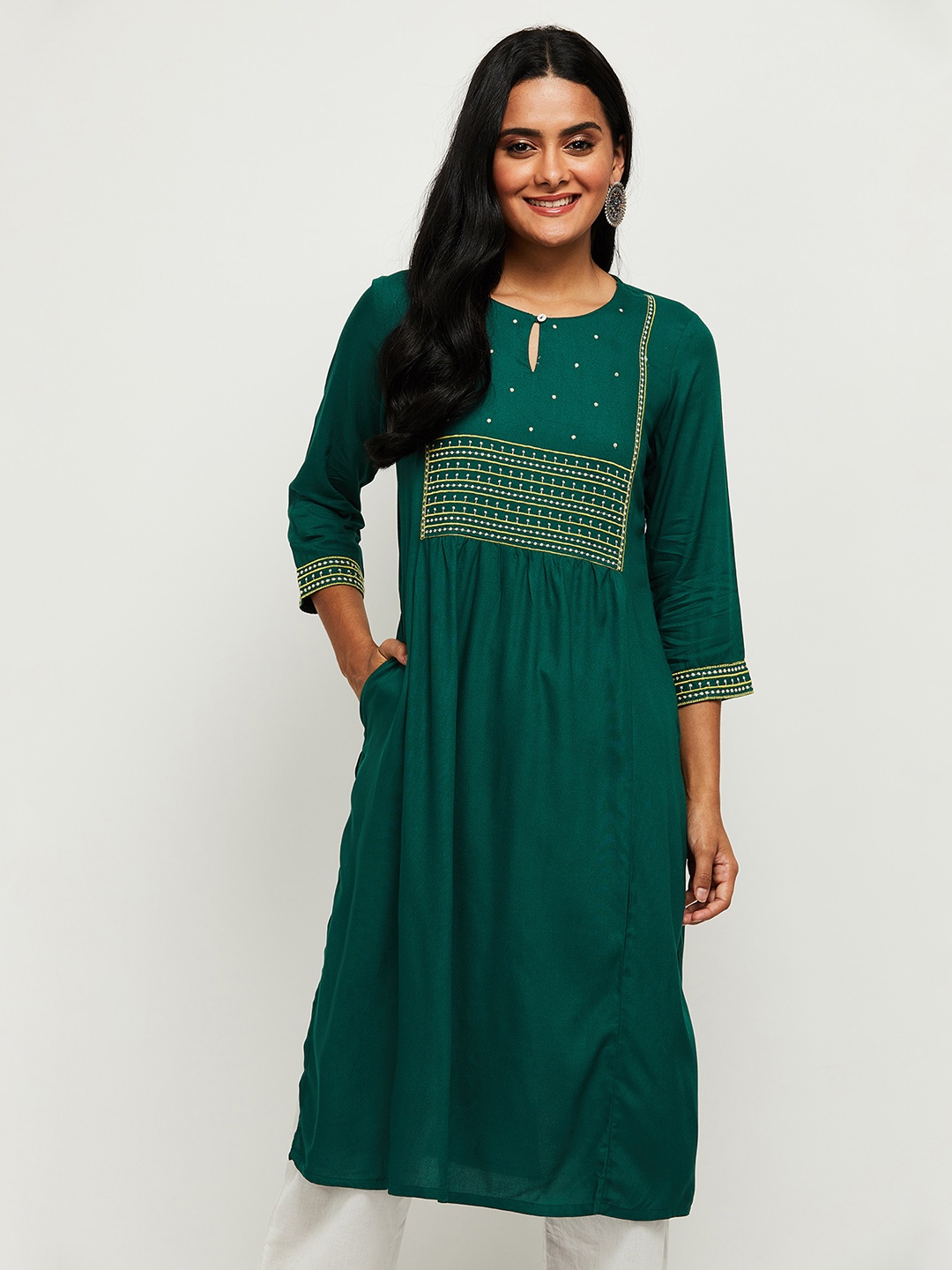 

max Women Green Ethnic Motifs Yoke Design Keyhole Neck Kurta