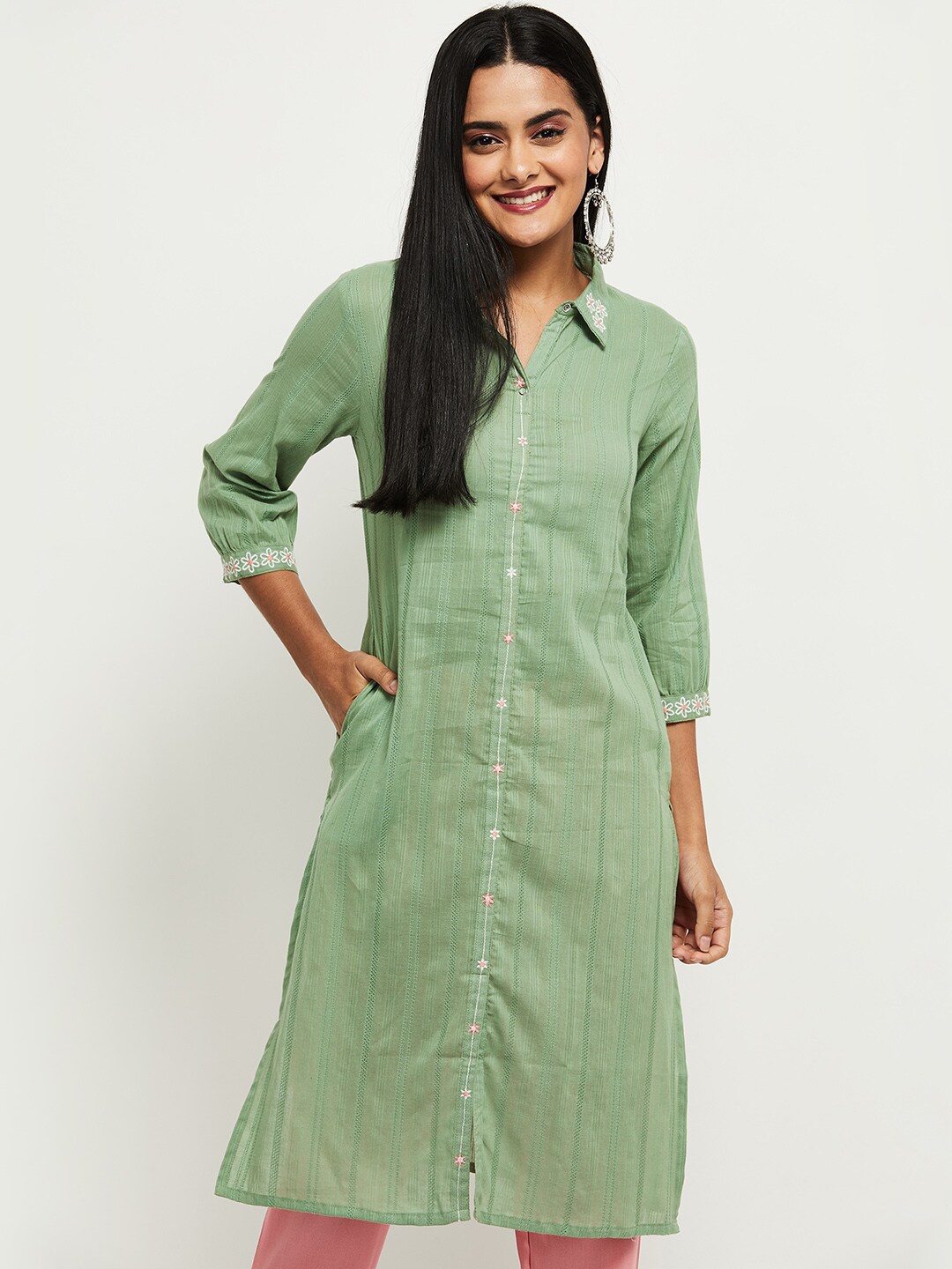 

max Women Green & White Embroidered Shirt Collar Kurta
