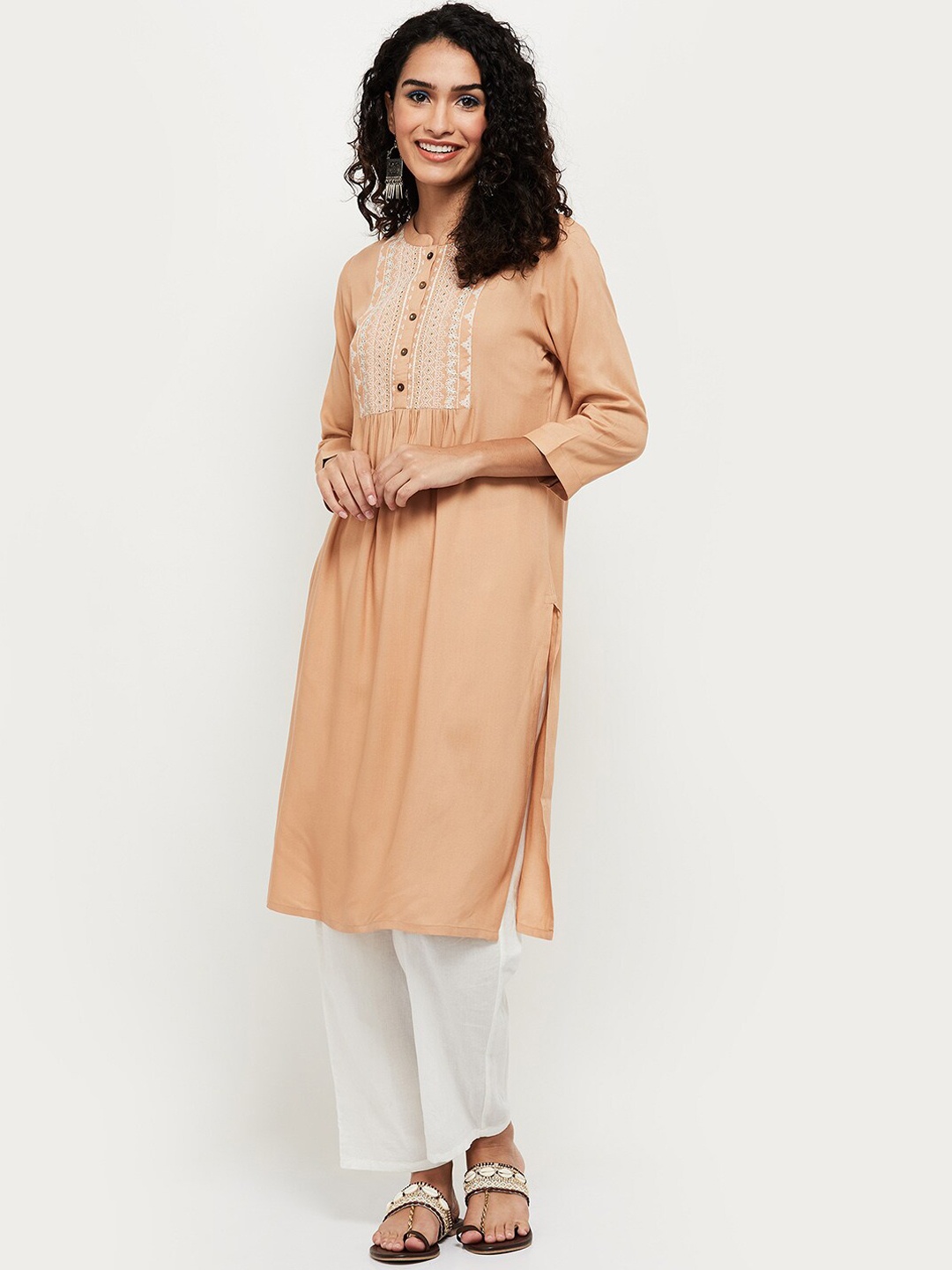

max Women Beige Thread Work Kurta