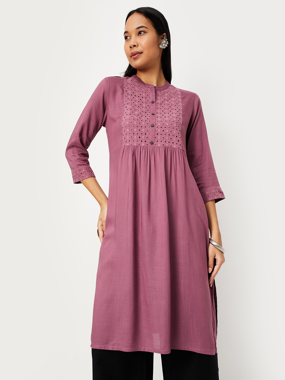 

max Women Pink & White Ethnic Motifs Kurta