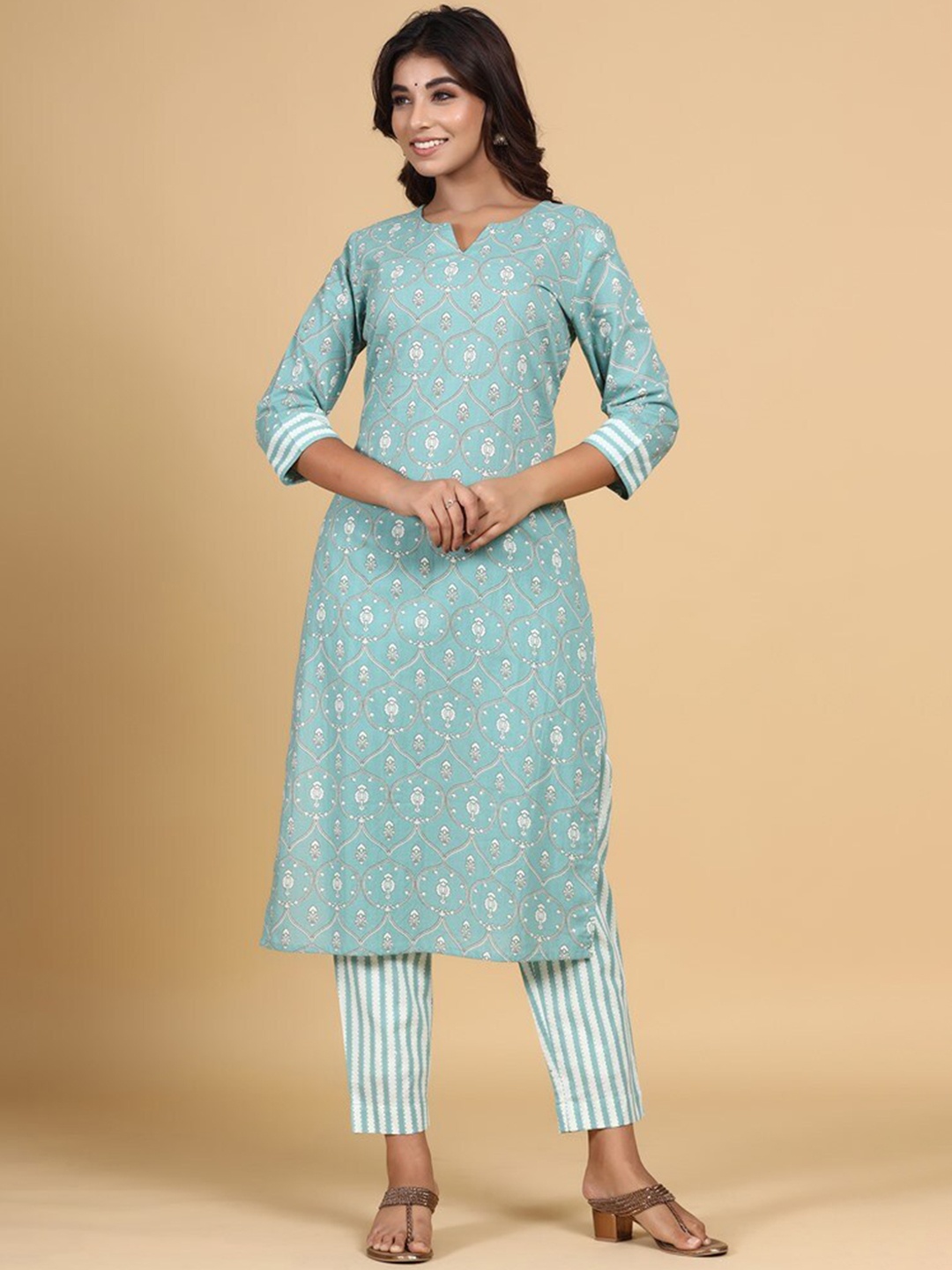 

mirari Women Turquoise Blue Ethnic Motifs Printed Pure Cotton Kurta with Trousers