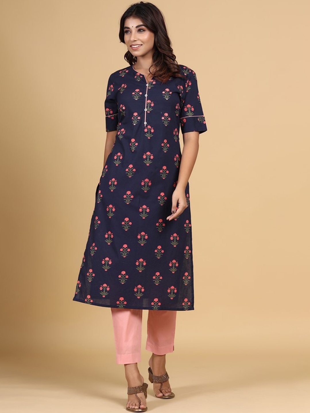 

mirari Women Blue Floral Printed Pure Cotton Kurta with Trousers