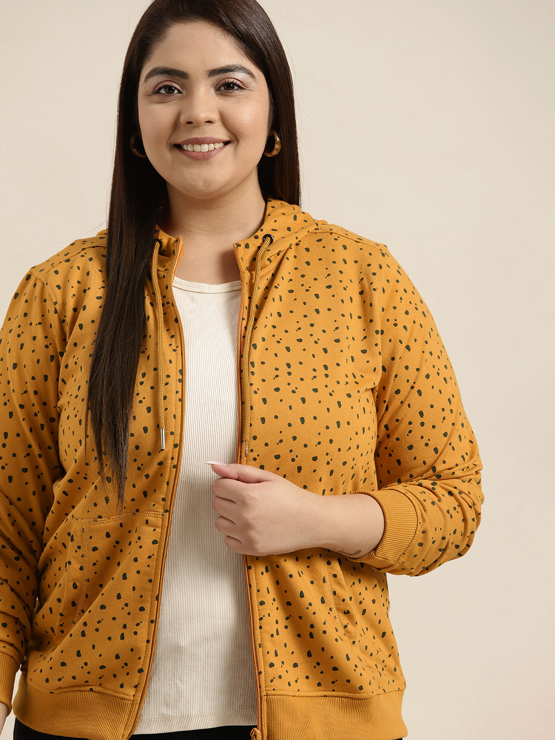 

Sztori Plus Size Women Mustard Yellow & Olive Green Printed Hooded Sweatshirt