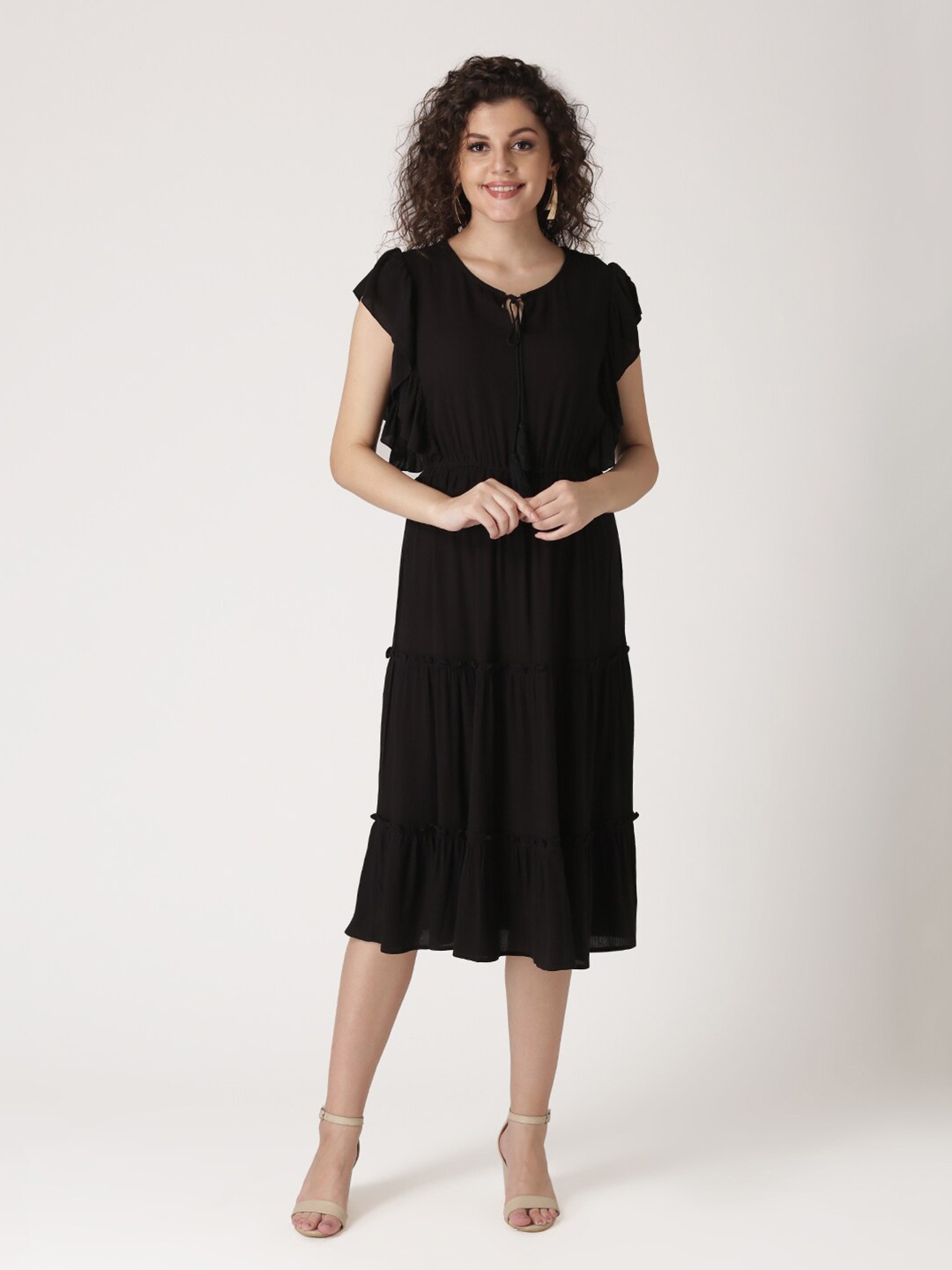 

DressBerry Women Black Tie-Up Neck Midi Dress