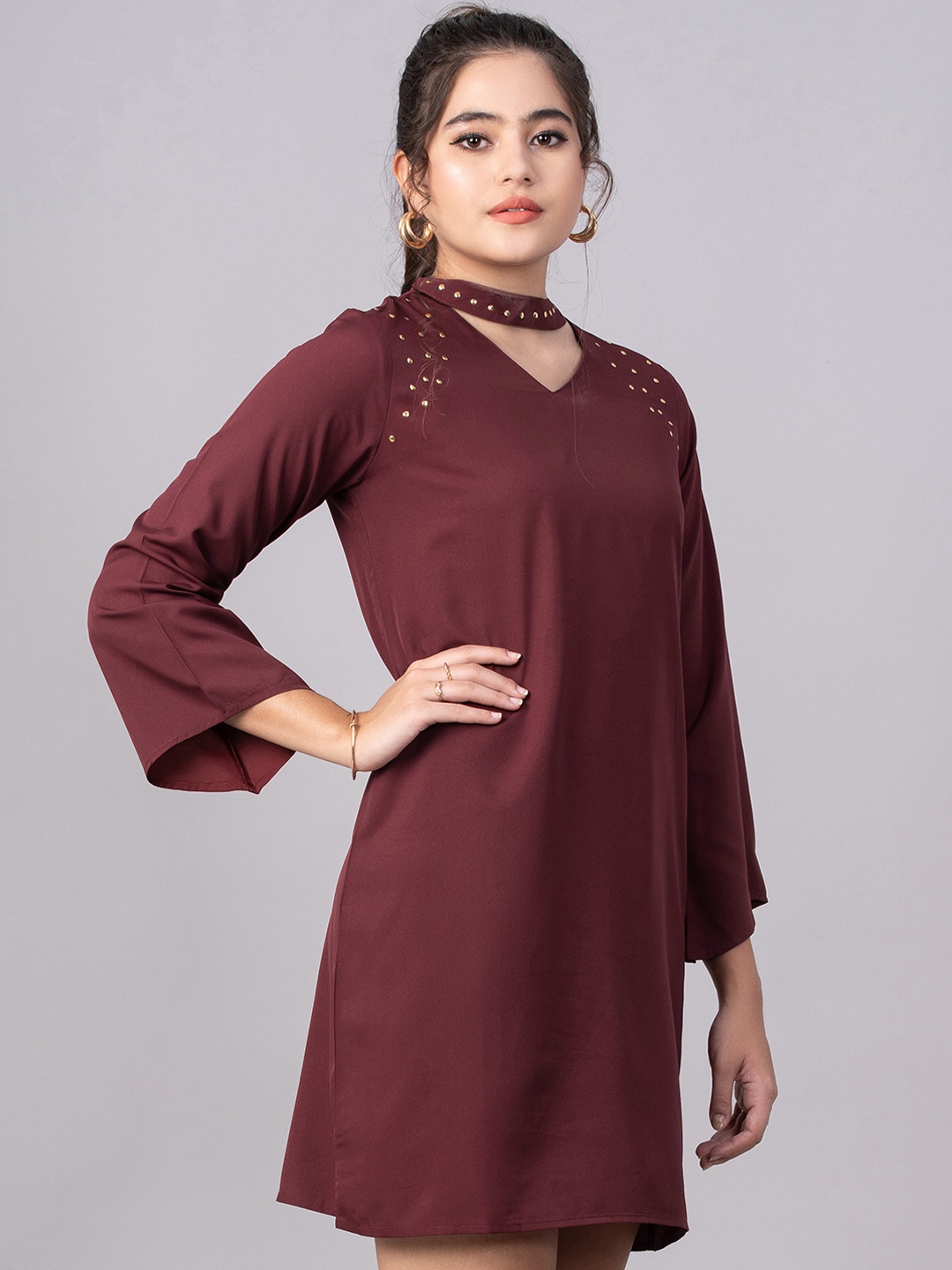 

DressBerry Women Maroon Solid Choker Neck A-Line Dress