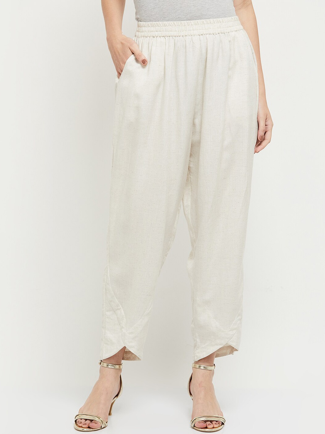 

max Men Cream-Coloured Trousers